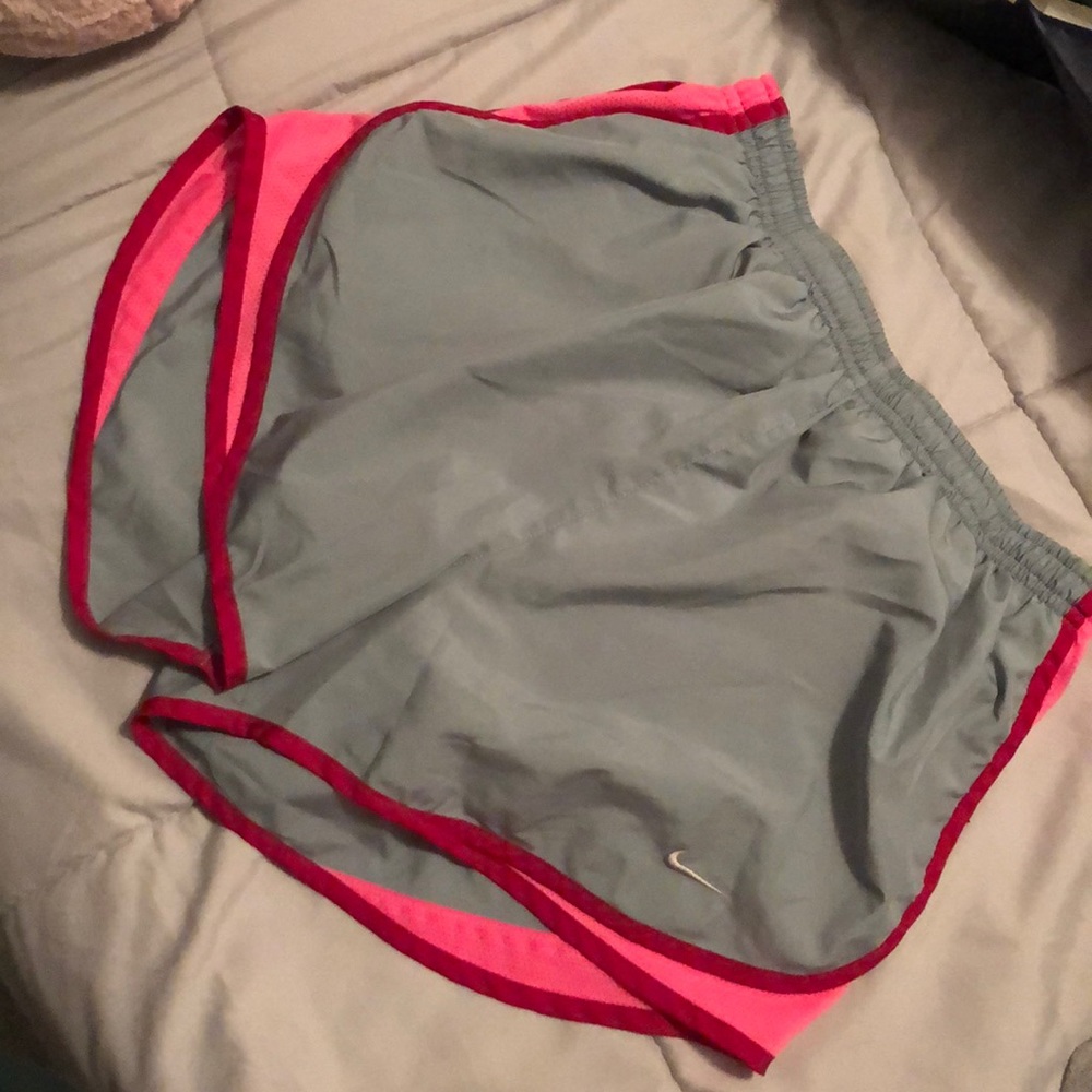 nike tempo shorts